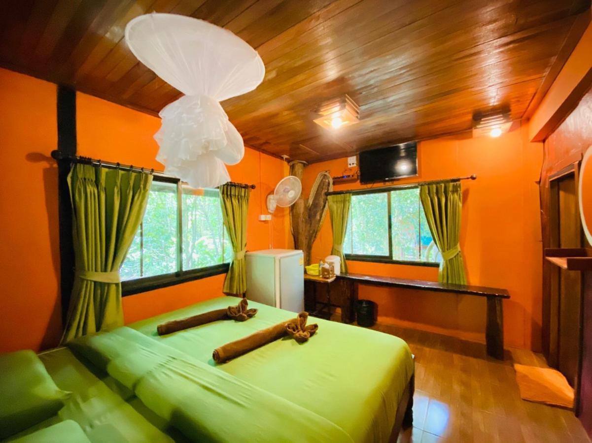 Khao Sok Tree House Resort Khao Sok National Park Bagian luar foto